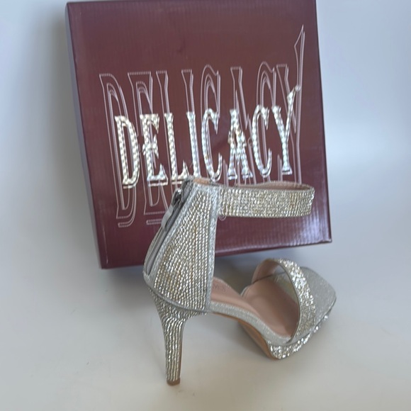 Delicacy Silver rhinestone sandal stiletto heel shoes - Picture 3 of 11